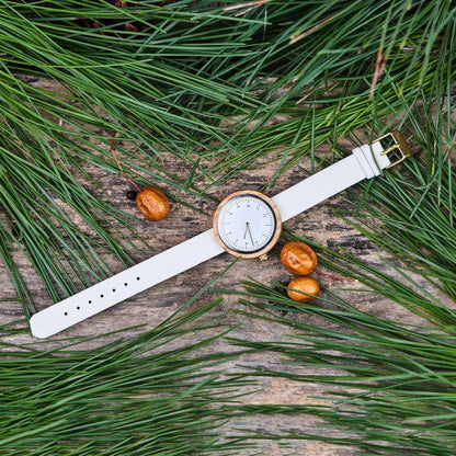 W156 Engraved Walnut Wood Watch-Women's Leather Wristwatch
